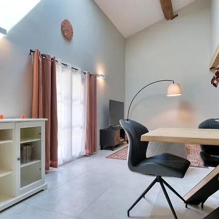 Chateau Lauriga Apartamento Thuir