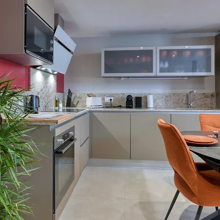 Chateau Lauriga Apartamento *